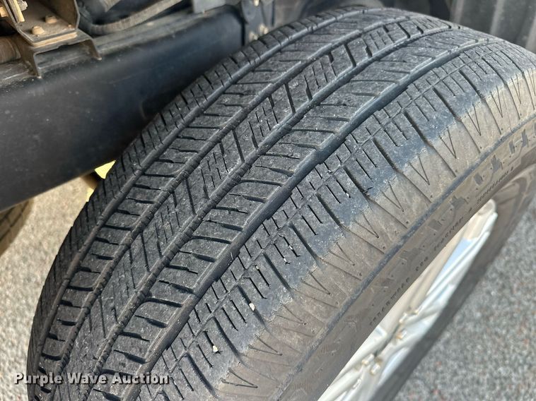 image for item EK0372 2022 Toyota Tundra SR5 CrewMax pickup truck