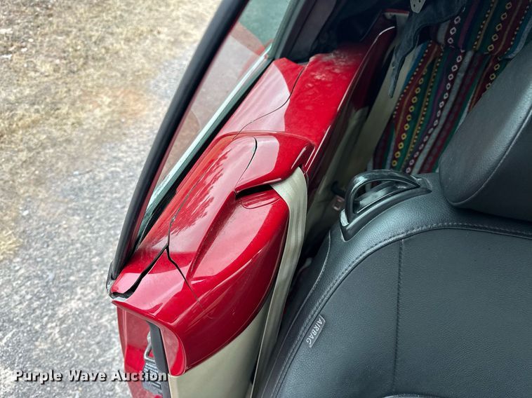 image for item EK0438 2006 Volkswagen New Beetle convertible