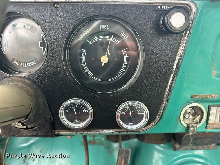 image for item EK0440 1971 Chevrolet Custom 10 pickup truck