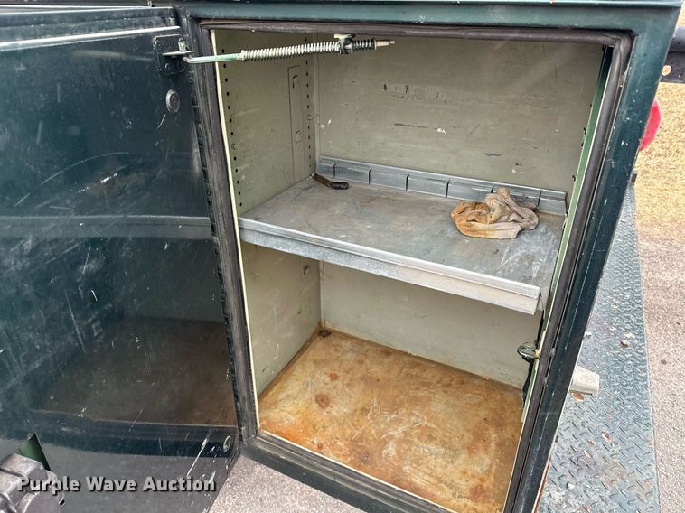 image for item EK0441 2011 Ford F450 Super Duty utility / service truck