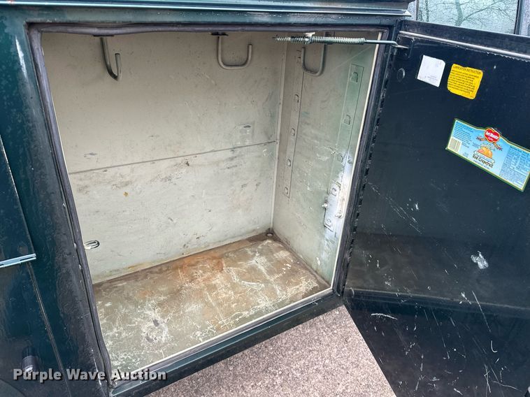 image for item EK0441 2011 Ford F450 Super Duty utility / service truck