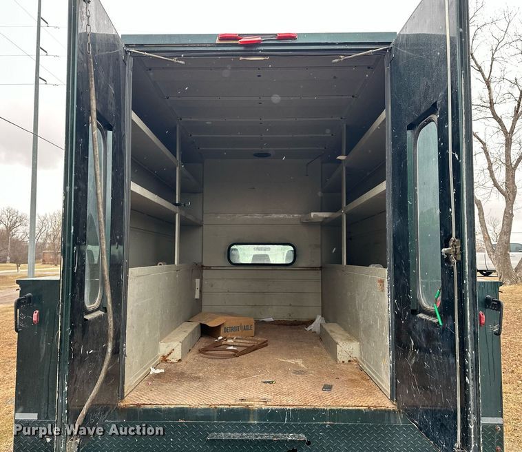 image for item EK0441 2011 Ford F450 Super Duty utility / service truck