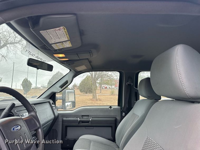 image for item EK0441 2011 Ford F450 Super Duty utility / service truck