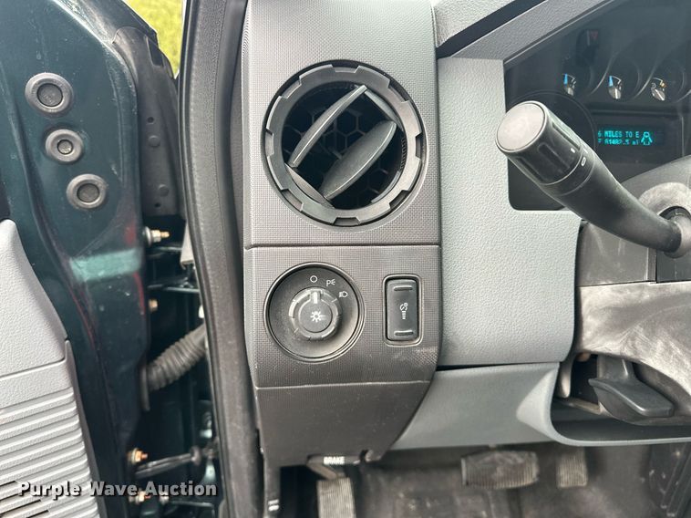 image for item EK0441 2011 Ford F450 Super Duty utility / service truck