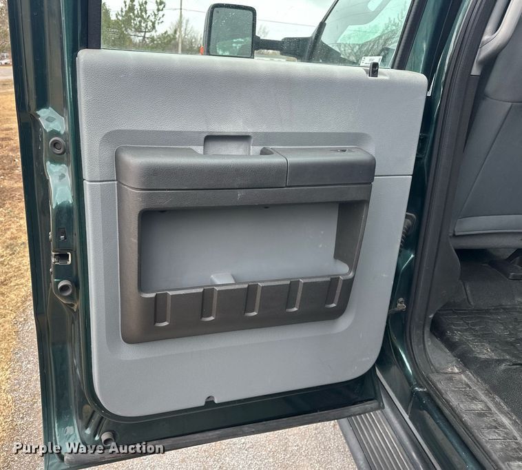 image for item EK0441 2011 Ford F450 Super Duty utility / service truck