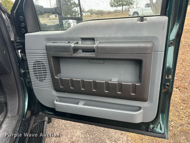 image for item EK0441 2011 Ford F450 Super Duty utility / service truck