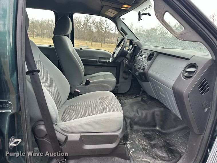 image for item EK0441 2011 Ford F450 Super Duty utility / service truck