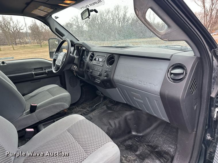 image for item EK0441 2011 Ford F450 Super Duty utility / service truck