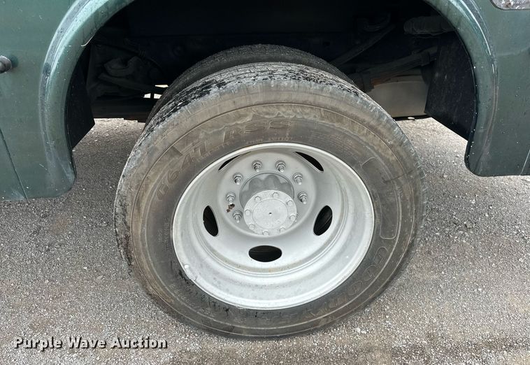 image for item EK0441 2011 Ford F450 Super Duty utility / service truck