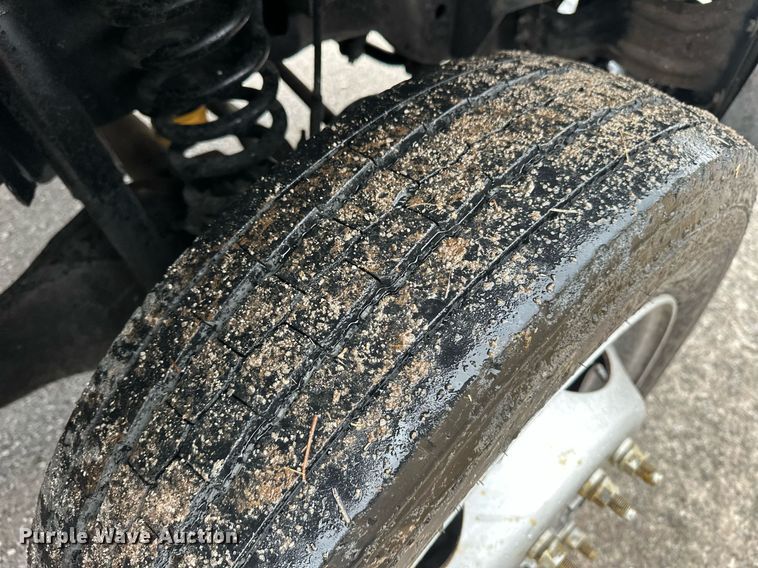 image for item EK0441 2011 Ford F450 Super Duty utility / service truck