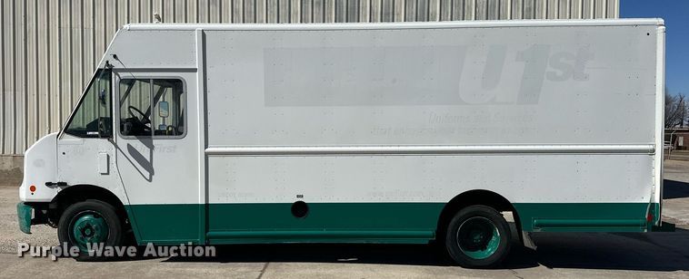 image for item EK0461 2016 Freightliner MT45 delivery truck