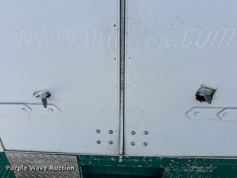 image for item EK0461 2016 Freightliner MT45 delivery truck