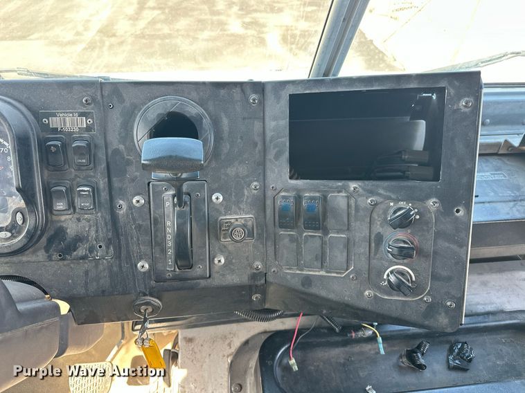 image for item EK0461 2016 Freightliner MT45 delivery truck