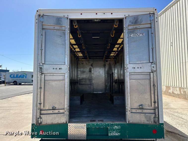 image for item EK0461 2016 Freightliner MT45 delivery truck