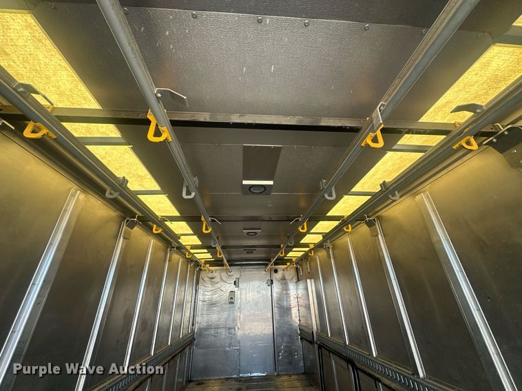 image for item EK0461 2016 Freightliner MT45 delivery truck