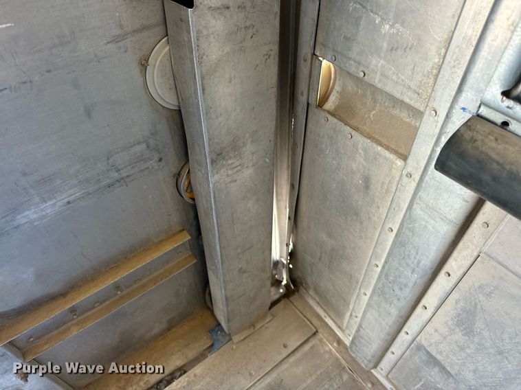 image for item EK0461 2016 Freightliner MT45 delivery truck