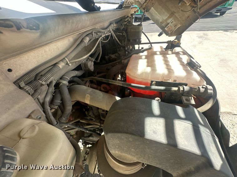 image for item EK0461 2016 Freightliner MT45 delivery truck