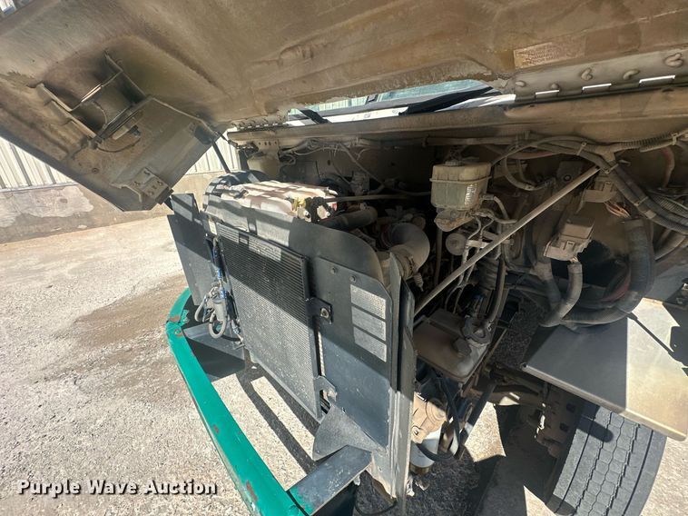 image for item EK0461 2016 Freightliner MT45 delivery truck