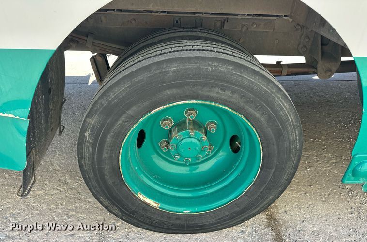 image for item EK0461 2016 Freightliner MT45 delivery truck