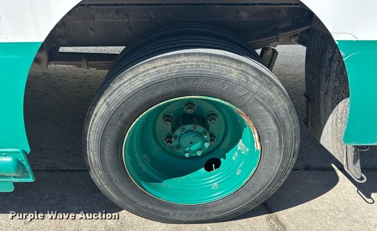 image for item EK0461 2016 Freightliner MT45 delivery truck