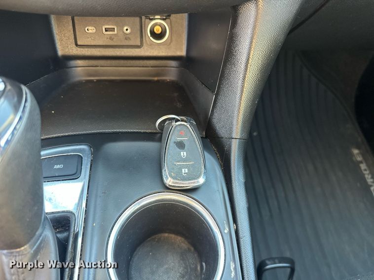 image for item EK0464 2020 Chevrolet Equinox SUV