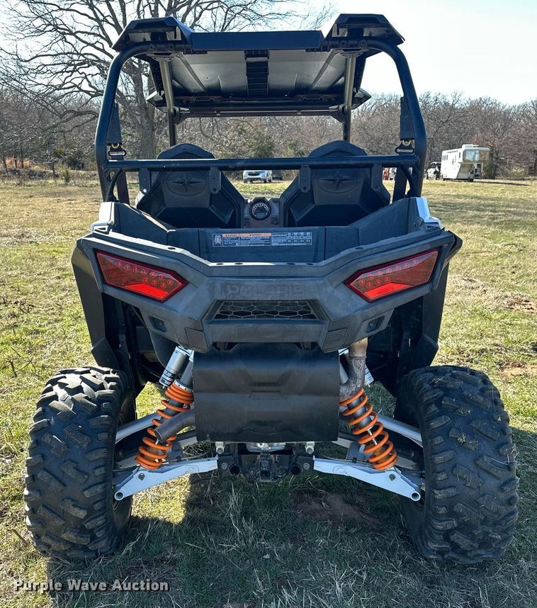 image for item EK0466 2018 Polaris RZR utility vehicle