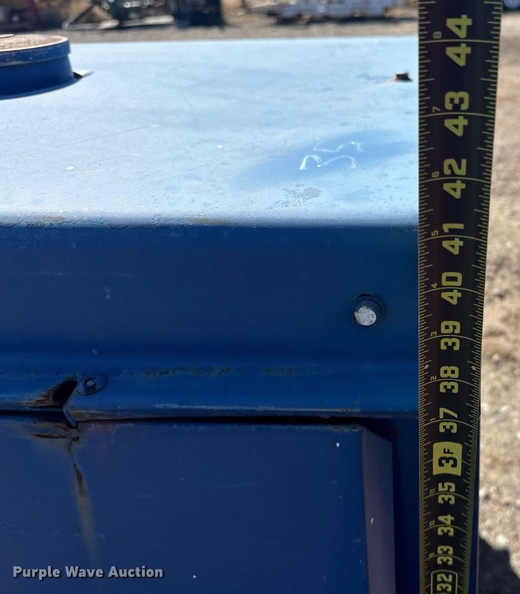 image for item EK0472 Miller Big Blue 400D welder/generator