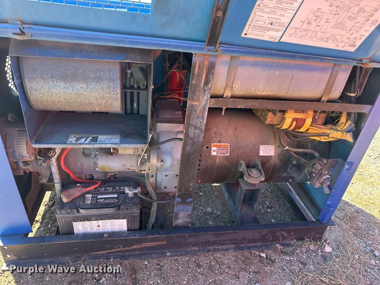 image for item EK0472 Miller Big Blue 400D welder/generator
