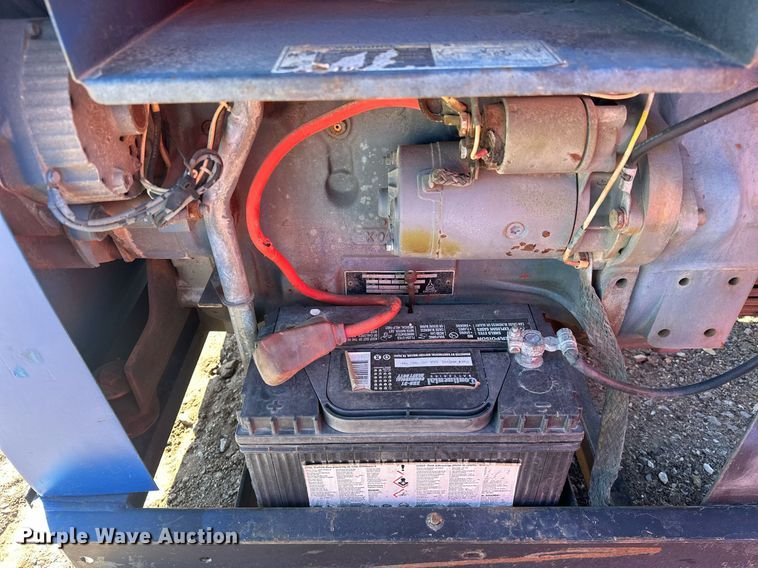 image for item EK0472 Miller Big Blue 400D welder/generator