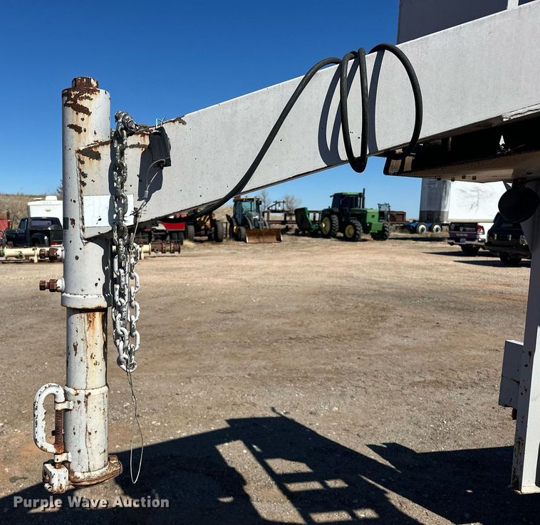 image for item EK0476 2008 A.M. Haire  RCCTT9623SS roll-off tilt deck container trailer