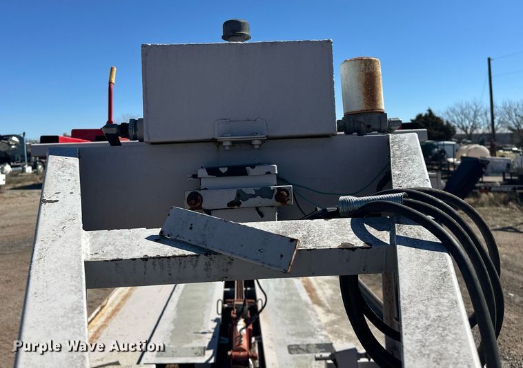 image for item EK0476 2008 A.M. Haire  RCCTT9623SS roll-off tilt deck container trailer