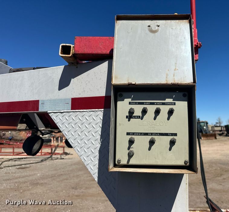 image for item EK0476 2008 A.M. Haire  RCCTT9623SS roll-off tilt deck container trailer