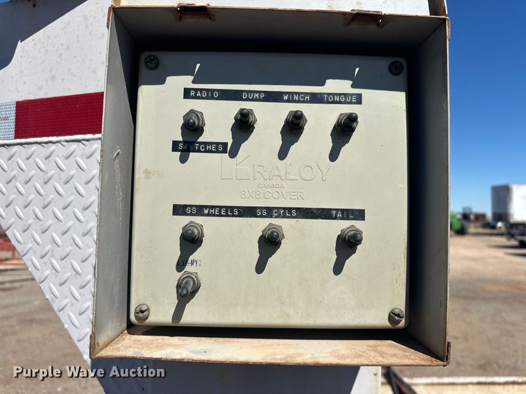 image for item EK0476 2008 A.M. Haire  RCCTT9623SS roll-off tilt deck container trailer