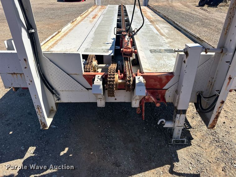 image for item EK0476 2008 A.M. Haire  RCCTT9623SS roll-off tilt deck container trailer