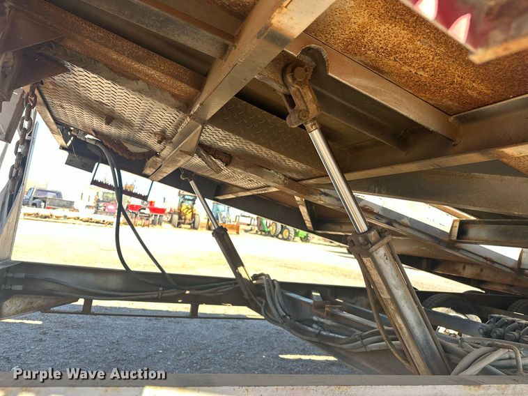 image for item EK0476 2008 A.M. Haire  RCCTT9623SS roll-off tilt deck container trailer