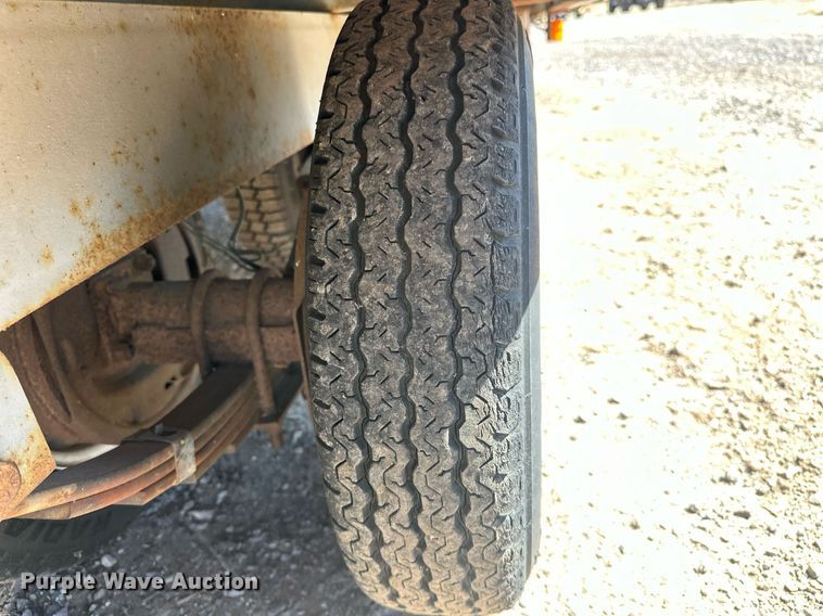 image for item EK0476 2008 A.M. Haire  RCCTT9623SS roll-off tilt deck container trailer