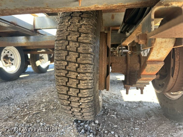 image for item EK0476 2008 A.M. Haire  RCCTT9623SS roll-off tilt deck container trailer