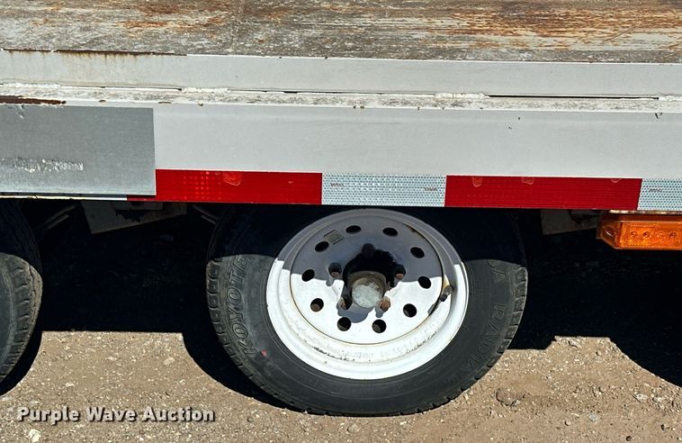 image for item EK0476 2008 A.M. Haire  RCCTT9623SS roll-off tilt deck container trailer