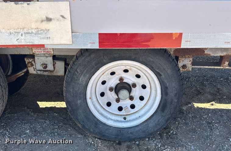 image for item EK0476 2008 A.M. Haire  RCCTT9623SS roll-off tilt deck container trailer