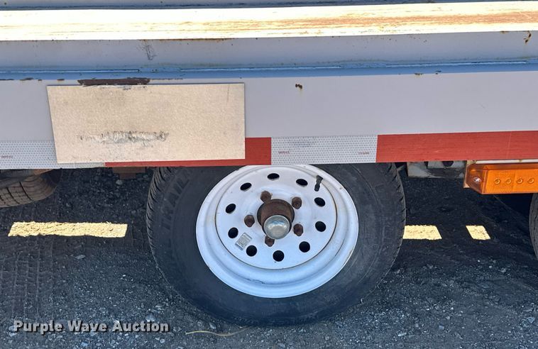 image for item EK0476 2008 A.M. Haire  RCCTT9623SS roll-off tilt deck container trailer