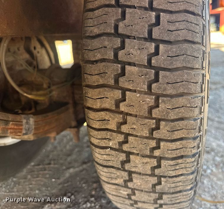 image for item EK0476 2008 A.M. Haire  RCCTT9623SS roll-off tilt deck container trailer