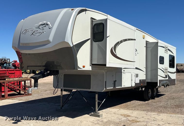 image for item EK0477 2010 Open Range 345RLS camper