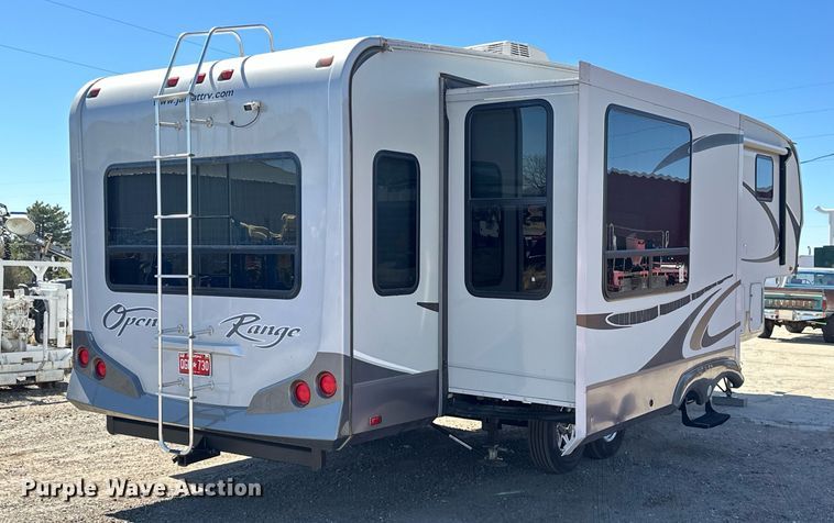 image for item EK0477 2010 Open Range 345RLS camper