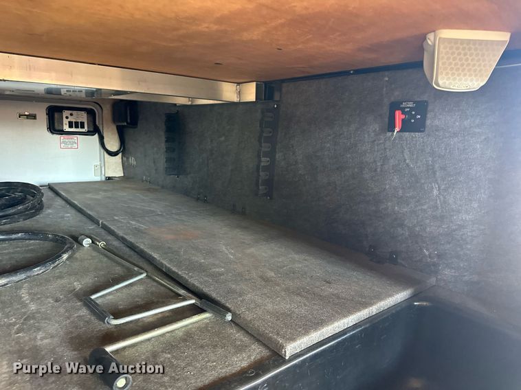 image for item EK0477 2010 Open Range 345RLS camper