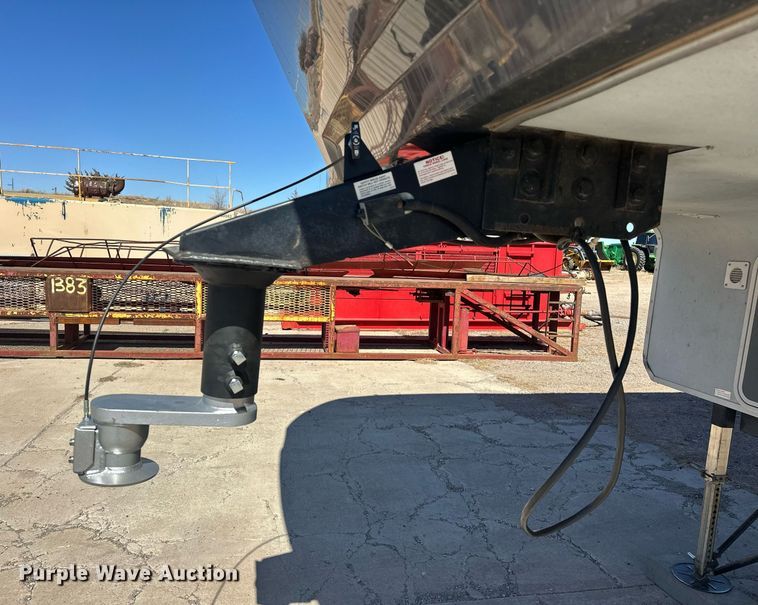 image for item EK0477 2010 Open Range 345RLS camper