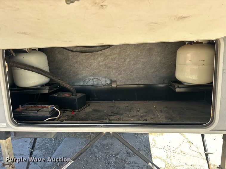 image for item EK0477 2010 Open Range 345RLS camper