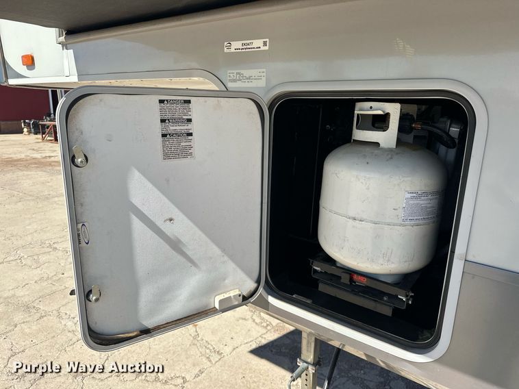 image for item EK0477 2010 Open Range 345RLS camper