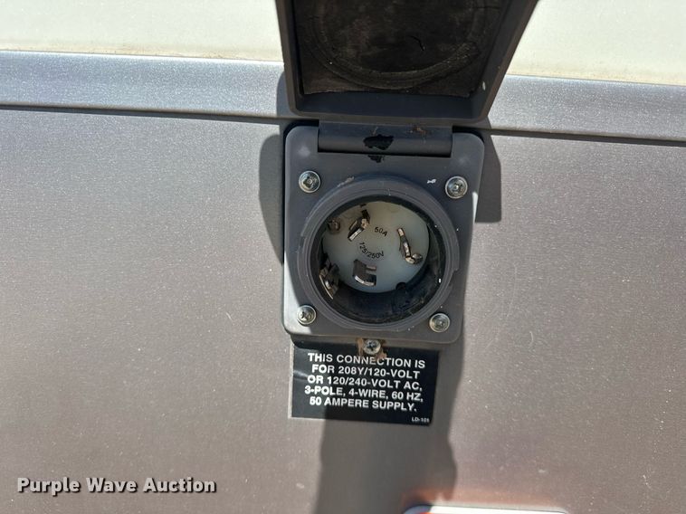 image for item EK0477 2010 Open Range 345RLS camper