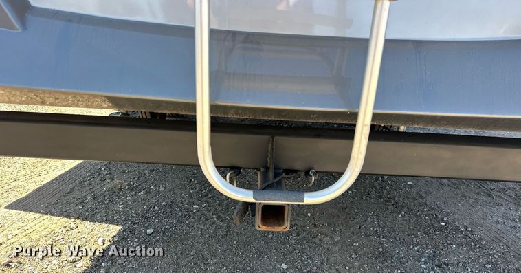 image for item EK0477 2010 Open Range 345RLS camper