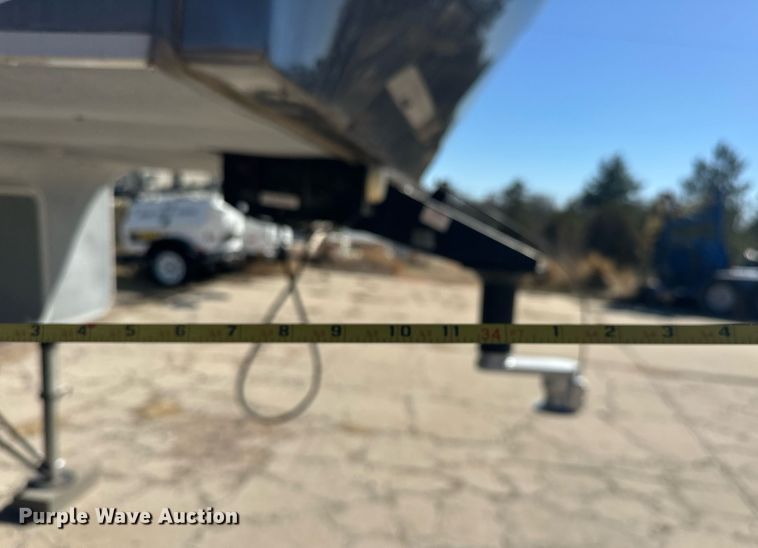 image for item EK0477 2010 Open Range 345RLS camper